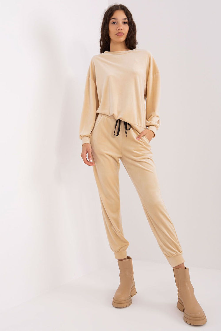  Ställ in modell 191740 Italy Moda 